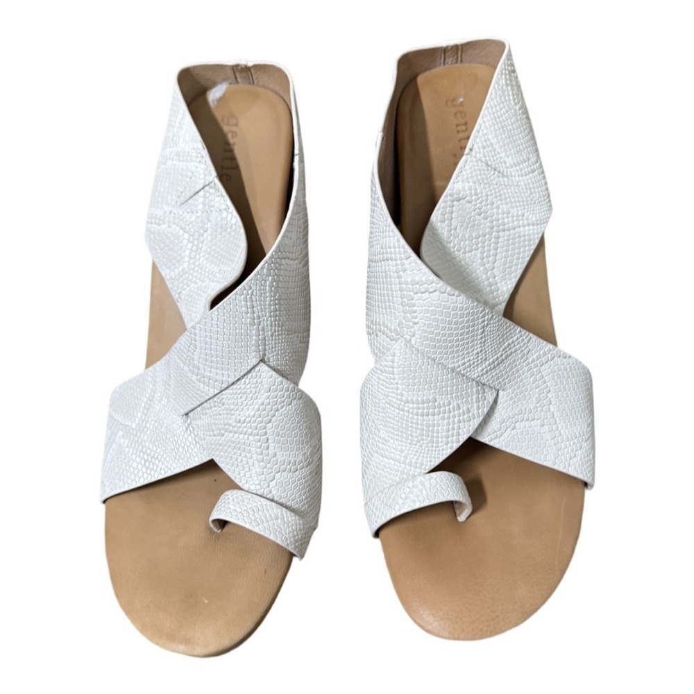 Gentle Souls by Kenneth Cole White Snake Print Leather Wedge Sandals Size 10 - Picture 2 of 7